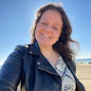 Meet your Posher, Ana